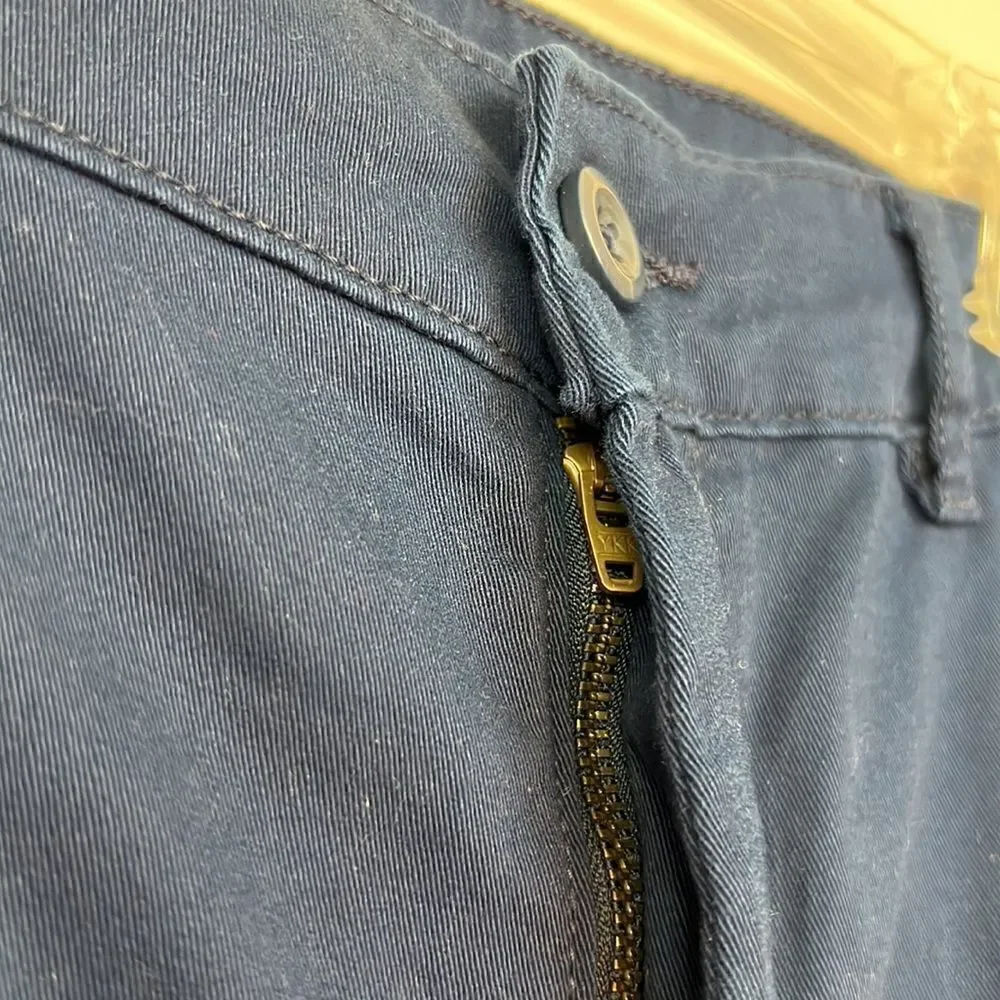 St. John’s Bay Navy Blue Cargo shorts size 44 NWT